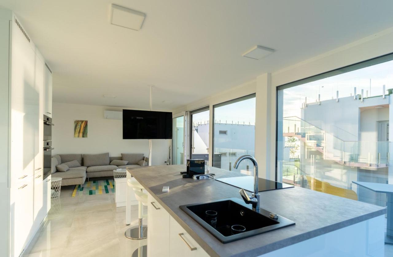 Izi Apartament